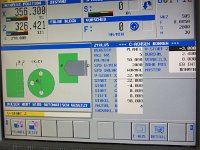 3   Hier ein Einblick ins Programmieren der vier Gewindel&ouml;cher im Wellentunnel. Diese Dialogsteuerung von Fanuc ist einfach spitze.