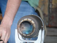 12  Beim zu schnellen Starten der Turbine speit sie Flammen. Das sieht zwar cool aus, ist aber nicht gewollt. Auf Tipp von Dieter Albisser wurde die Elektronik entsprechend umprogrammiert.
